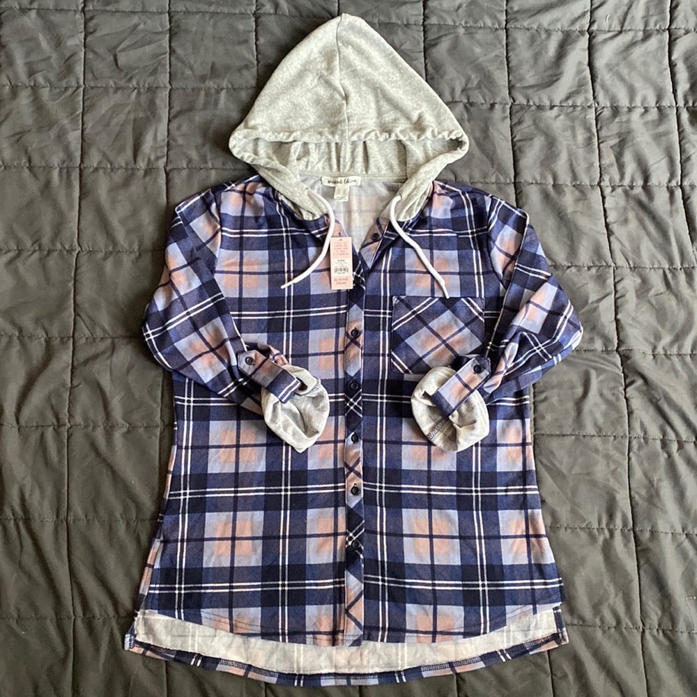 NWT button down hoodie plaid/flannel